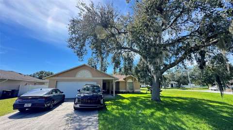 432 Flamingo Court, starter home for sale in Poinciana