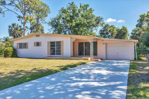 2538 Lakeshore Circle, home for sale on Lakeshore Circle