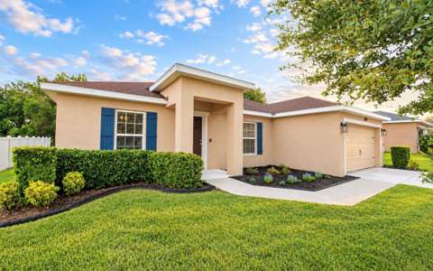 308 Water Lily Lane, home for sale in Lake Alfred 33850