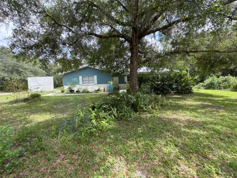937 N Mcgowan Avenue, starter home for sale in Crystal River