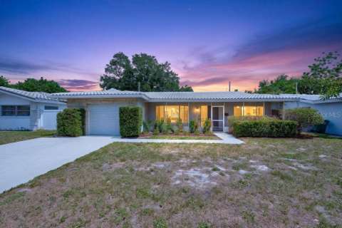 2159 Greenbriar Boulevard, home for sale on Greenbriar Boulevard