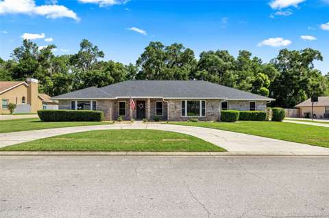 2611 SE 27 Street, home for sale on SE 27 Street