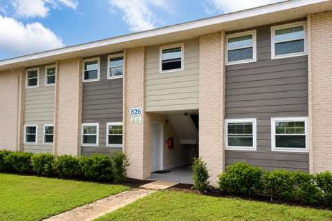 828 Sky Lake Circle #B, home for sale in Orlando 32809