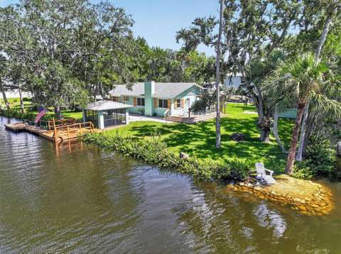 6086 Island Drive, home for sale in Weeki Wachee 34607