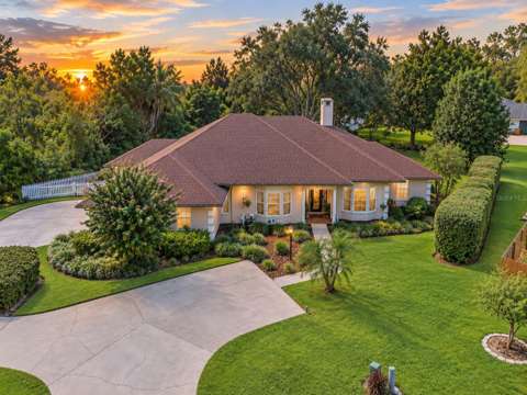 8732 Spring Court, $300k–$500k for sale in Leesburg