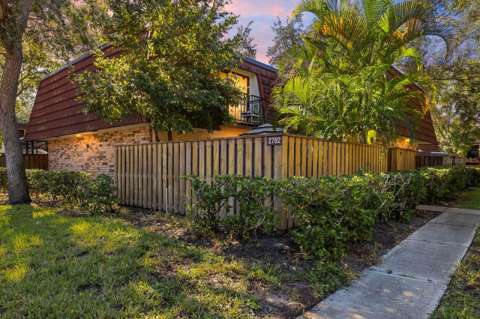 2702 11Th Court, starter home for sale in Palm Harbor