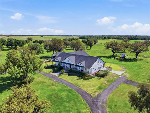 11131 NE 35Th Street, home for sale in Bronson 32621