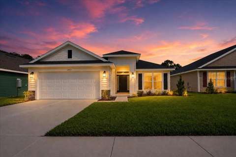 2561 SW 250Th Drive, home for sale in Newberry 32669