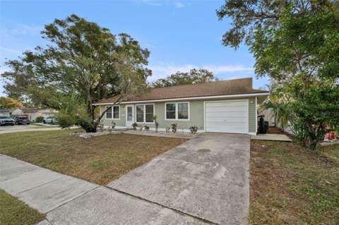 6500 Briar Ridge Court, $300k–$500k for sale in Pinellas Park