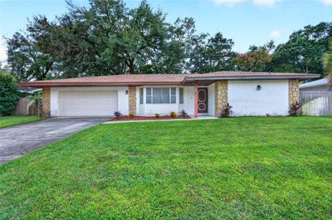 608 Parkwood Avenue, home for sale in Altamonte Springs 32714