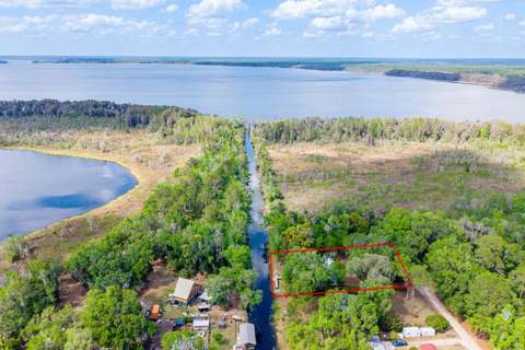 6308 Island Road, home for sale in Melrose 32666