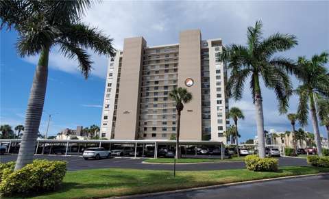 7300 Sun Island Drive #701, home for sale in South Pasadena 33707