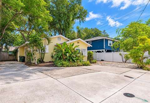 1712 Siesta Drive, home for sale on Siesta Drive