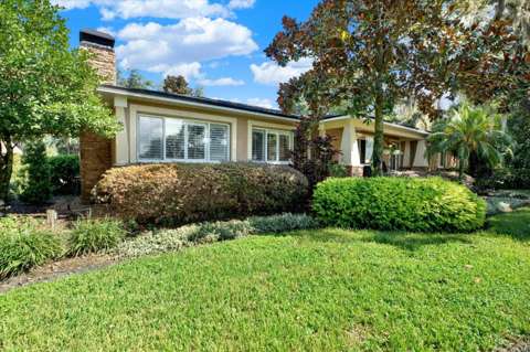 302 Belle Terre Avenue, 4-bedroom for sale in Temple Terrace