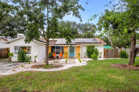 7957 Cottonwoode Drive, home for sale in Largo 33773