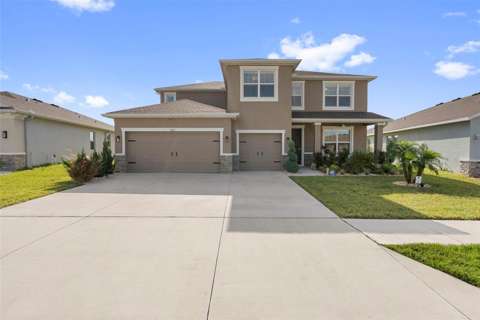 3677 Autumn Amber Drive, 4-bedroom for sale in Spring Hill