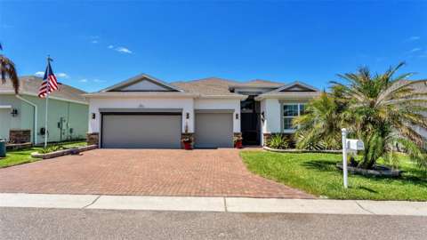 3890 Bedford Avenue, golf community for sale in Winter Haven