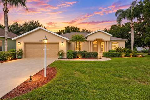 24445 Madewood Avenue, golf community for sale in Leesburg