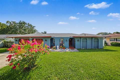 394 Barberry Lane, pool for sale in Altamonte Springs
