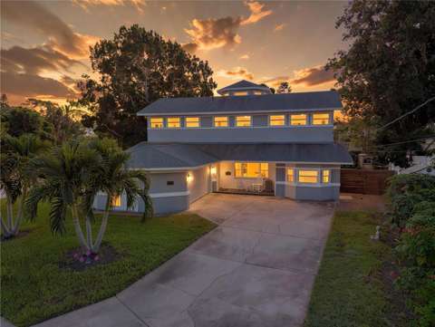 874 Serpentine Drive, 4-bedroom for sale in St. Petersburg