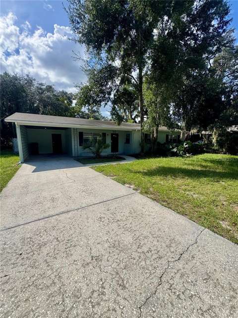 7602 Pine Hill Drive, home for sale in Tampa 33617