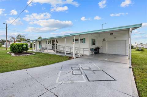 5352 Plant Street, home for sale in Zephyrhills 33542