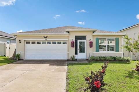 1768 Henin Circle, home for sale in Tavares 32778