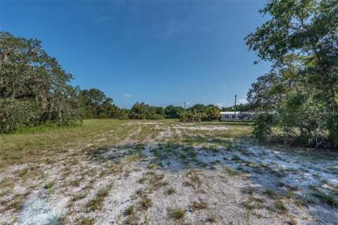 12154 Bullfrog Creek Road, 4-bedroom for sale in Gibsonton