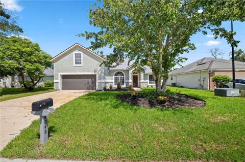 4048 Edgeland Trail, home for sale in Middleburg 32068