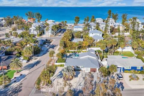 270 Gladiolus Street, home for sale on Gladiolus Street