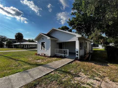 402 E Emma Street, home for sale on E Emma Street