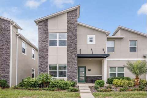 978 Splash Shot Place, golf community for sale in Davenport