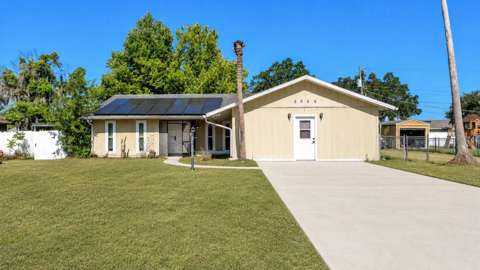 5060 Starling Drive, starter home for sale in Mulberry