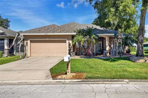 4434 Winding Oaks Circle, gated community for sale in Mulberry