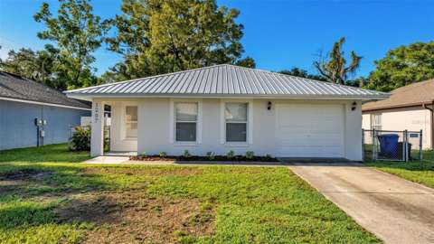 1207 NE 6Th Street, home for sale in Mulberry 33860