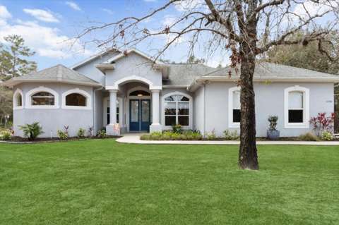 5194 W Deputy Drive, 4-bedroom for sale in Beverly Hills