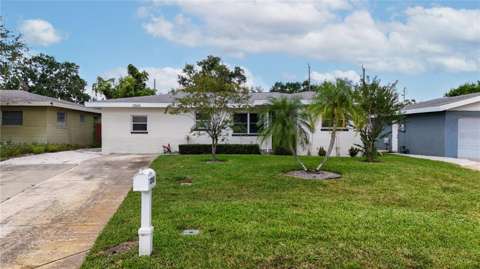 12565 81St Avenue, pool for sale in Seminole