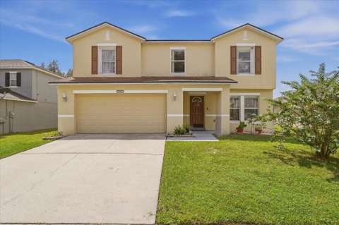 7517 Hunters Greene Circle, home for sale in Lakeland 33810