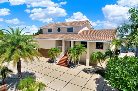 5532 Pilots Place, waterfront for sale in New Port Richey