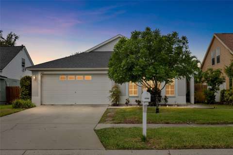 1702 Meadow Oak Lane, pool for sale in Tarpon Springs