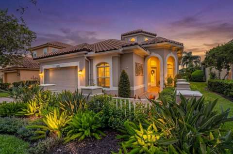 9736 Sago Point Drive, pool for sale in Seminole