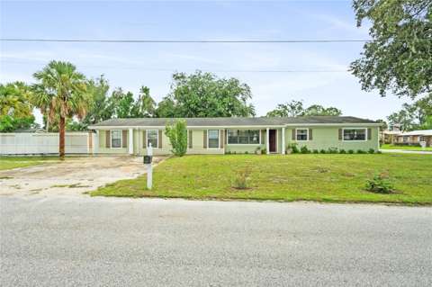 105 Mirror Drive, 4-bedroom for sale in Sanford