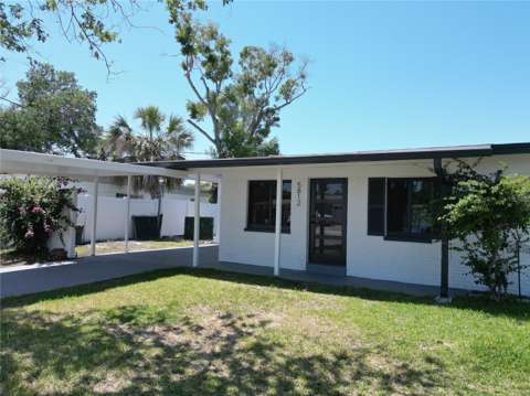 5812 Liverpool Drive, waterfront for sale in Tampa