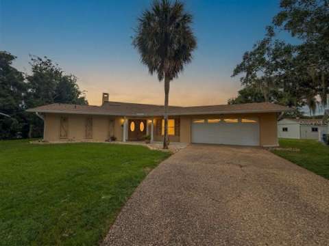 1627 Canal Court, waterfront for sale in Tavares