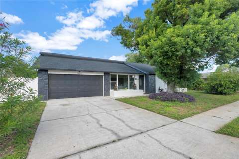 7403 Foxbloom Drive, home for sale in Port Richey 34668