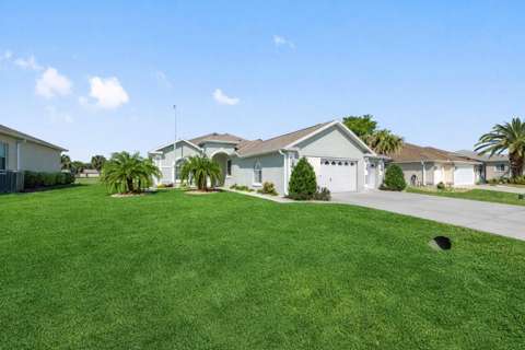 5751 NW 25Th Loop, home for sale on NW 25Th Loop