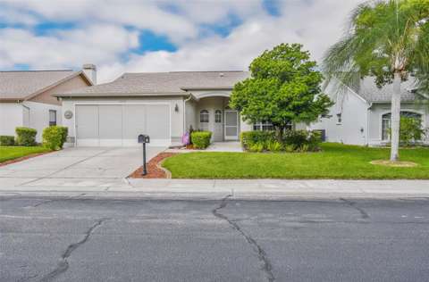13105 Faulkner Place, golf community for sale in Riverview