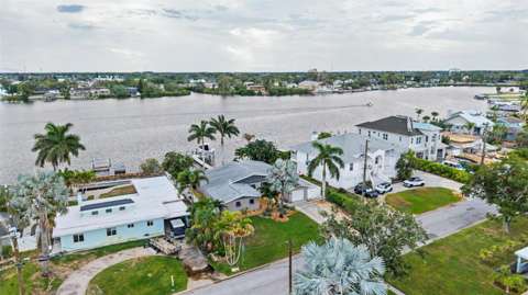 704 Bayshore Drive, luxury home for sale in Tarpon Springs