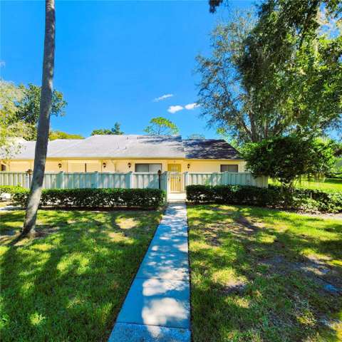 1333 Shady Pine Way #F, home for sale in Tarpon Springs 34688