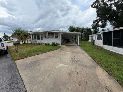 112 Holiday Lane, starter home for sale in Auburndale